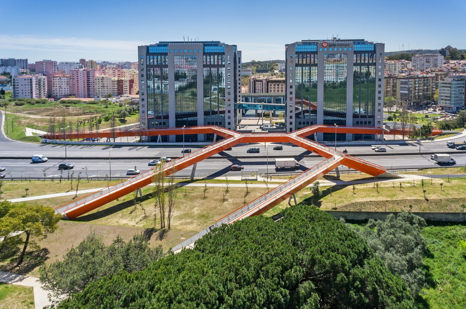 Tiện ích đô thị cầu đi bộ Ponte Segunda Circular Lisbon, Bồ Đào Nha